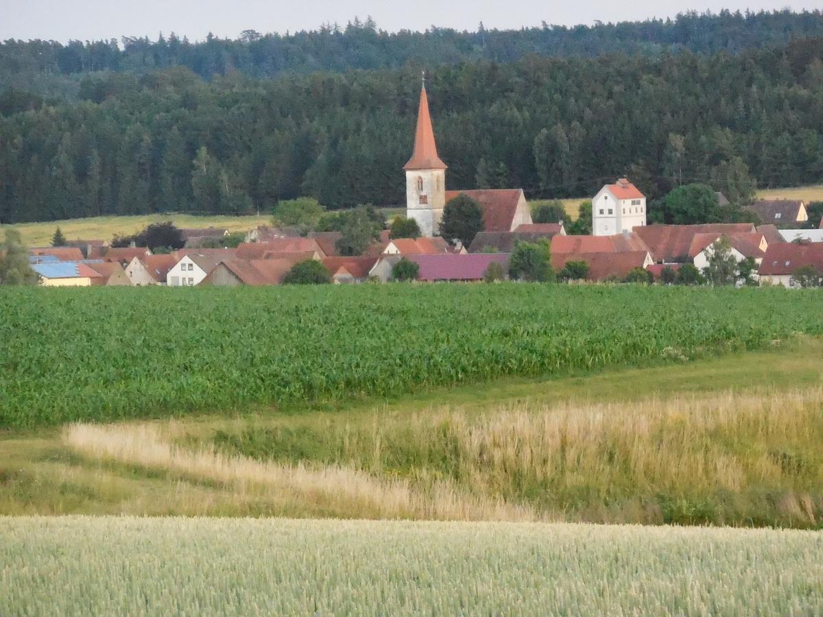 Pension "Der Sulzbachhof" Lehrberg Exterior foto